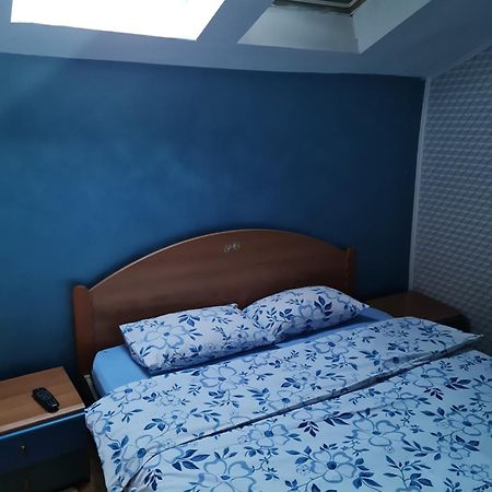Hotel Cazare Vio Kluż-Napoka Pokój zdjęcie